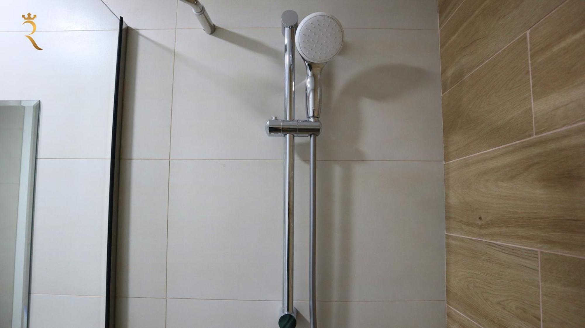 2br Hidden Gem - Masdar *